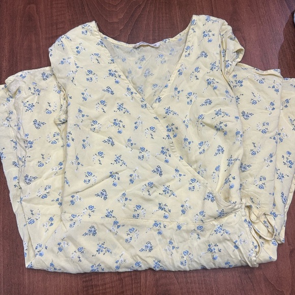 DRESS BUNDLE!! - Picture 2 of 5